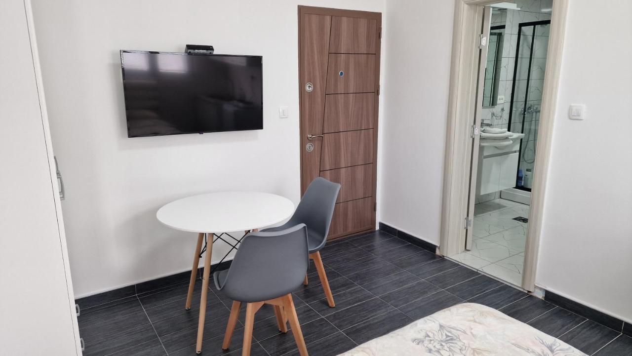 Appartement Apartman Tolosi 2 à Podgorica Extérieur photo