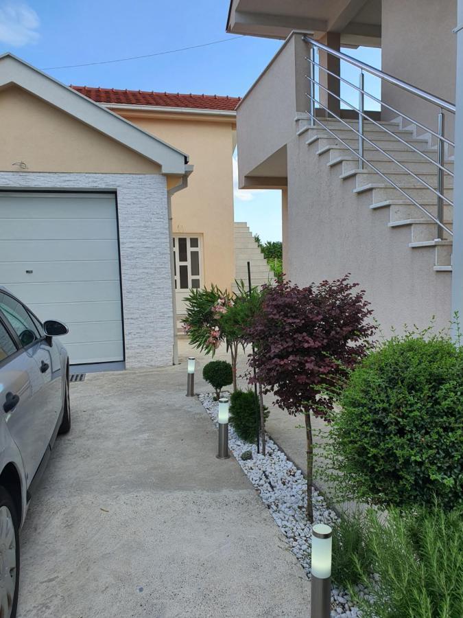 Appartement Apartman Tolosi 2 à Podgorica Extérieur photo